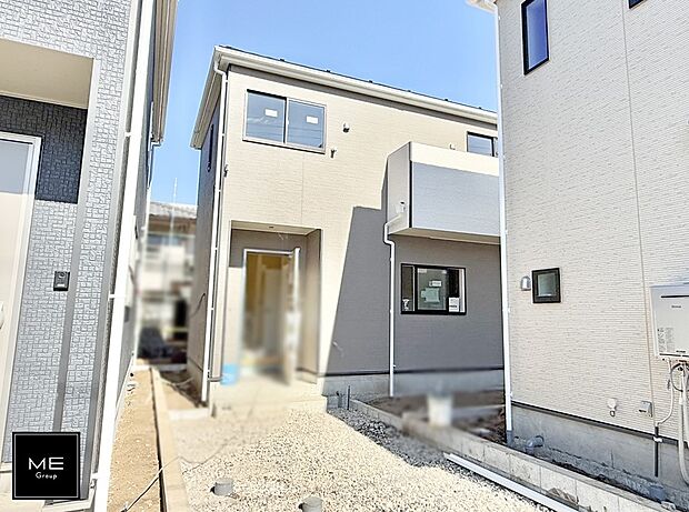 【現地外観写真】■家族の思い出が育つ住まいです