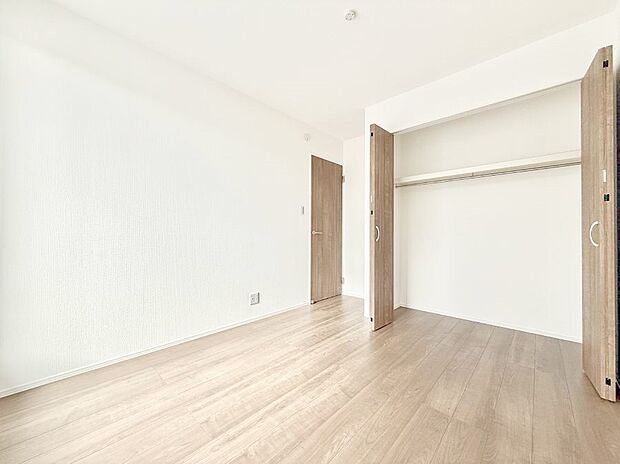 【子供部屋】■自分の好みに合わせたインテリアを整えやすく個性を反映できる場所です