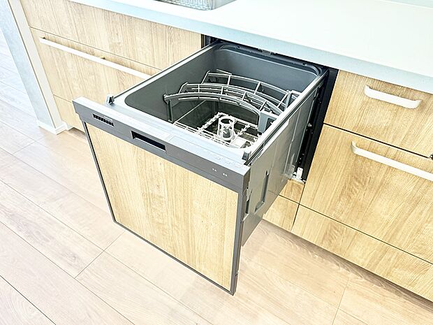 【食洗機】■食後の片づけも食洗器があれば時短に。ご家族との時間を増やせます