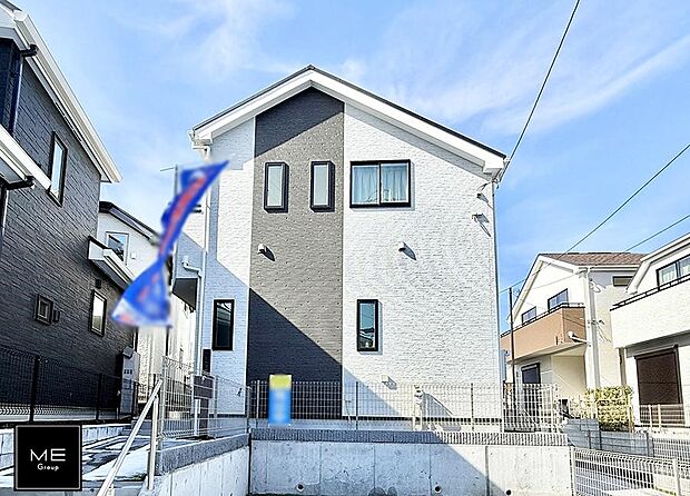 【玄関】■ 帰るたびにホッとする、安心感のある佇まい