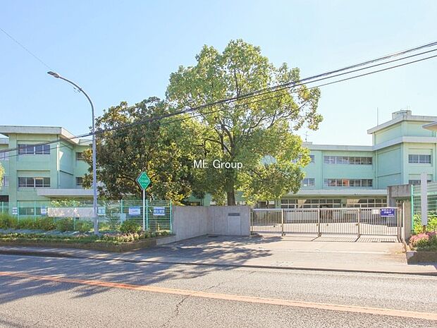 厚木市立清水小学校(約484m・徒歩7分)