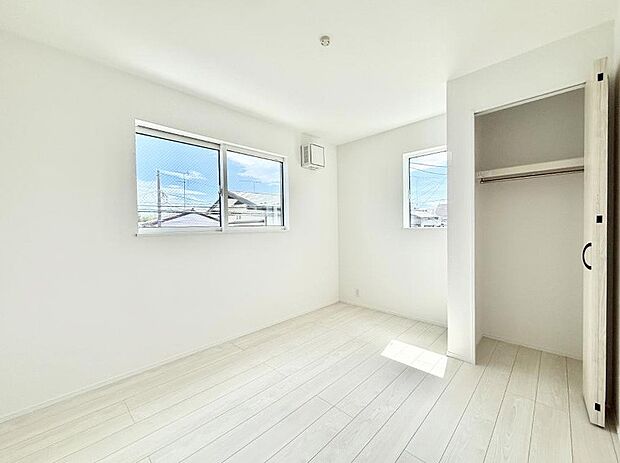 【リビング以外の居室】1号棟  ■機能的で使いやすいお部屋で毎日を快適に