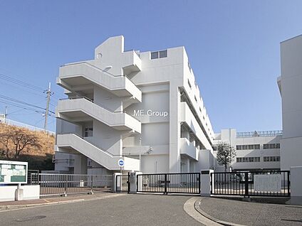 横浜市立小田小学校 450m(6分)