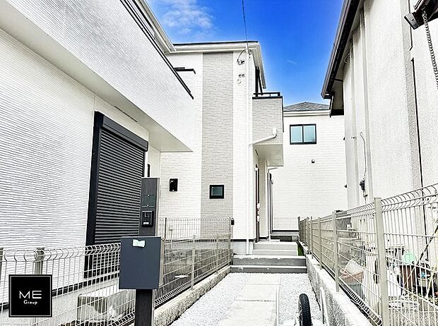 【現地外観写真】■暮らしを豊かにする充実した仕様設備で快適に