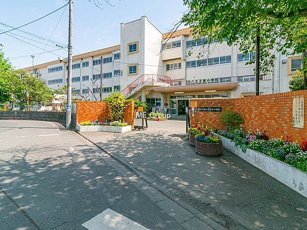 八王子市立元八王子東小学校(約590m・徒歩8分)