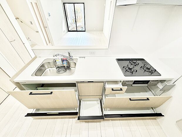 【キッチン】■家族の絆を深める、温もりのあるキッチン