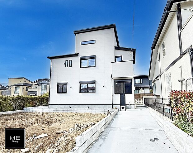 【現地外観写真】■暮らしを豊かにする充実した仕様設備で快適に