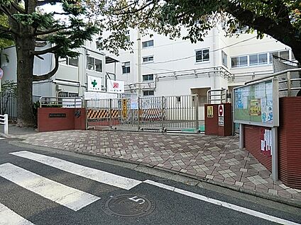 横浜市立寺尾小学校 220m(3分)