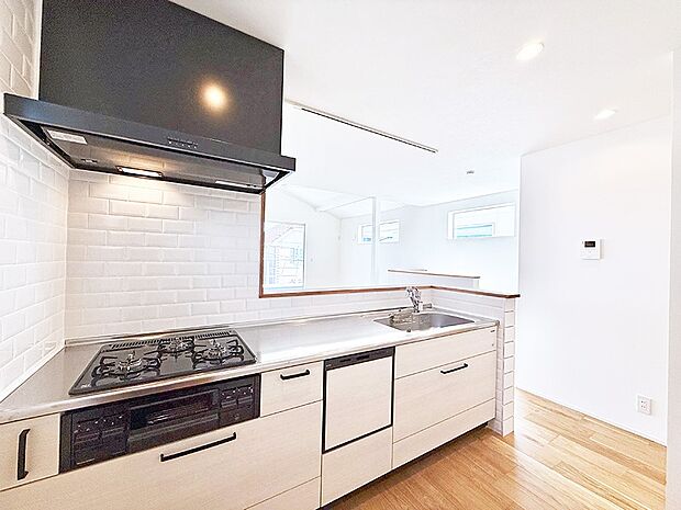 【キッチン】■料理がもっと楽しくなる、快適なキッチン空間