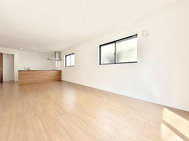 【リビングダイニング】■シンプルだけど贅沢、大切な人と過ごす心がほどける空間