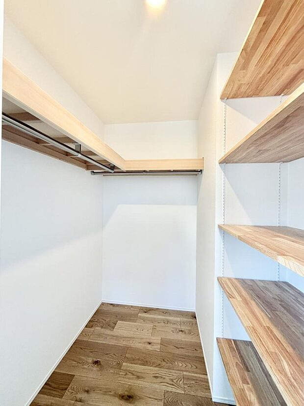 【その他内観】■プラスαの収納スペース