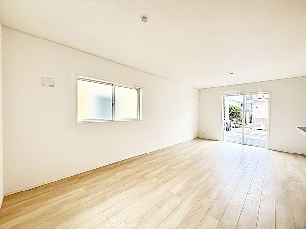 【ダイニング】■家族の笑顔があふれる、くつろぎの空間