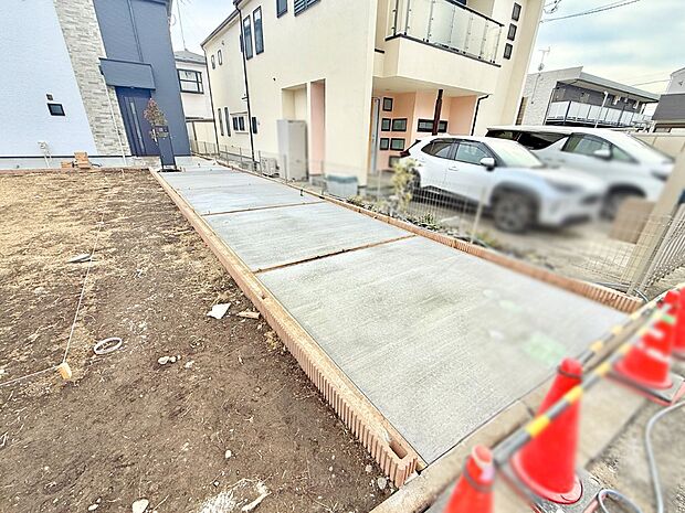 【駐車場】■快適な駐車スペースで安心