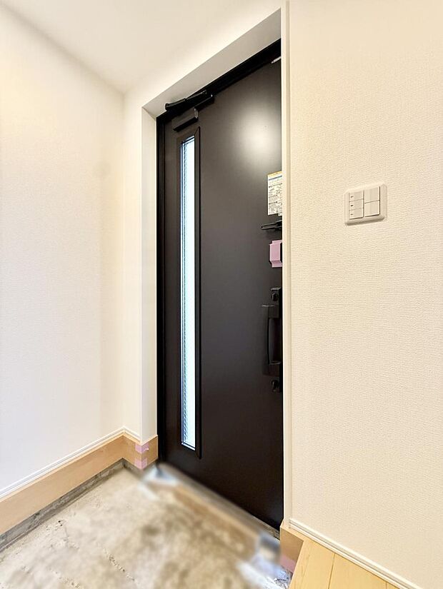 【玄関】■ 家族やゲストをやさしく迎える、心地よい空間