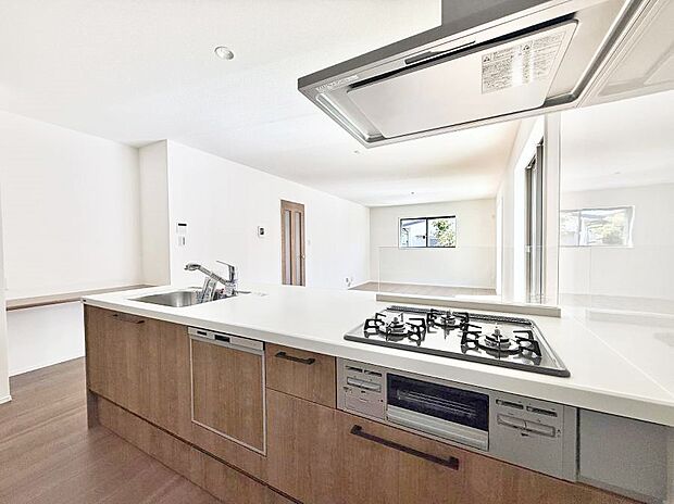 【キッチン】■美味しい時間が生まれる、笑顔あふれるキッチン