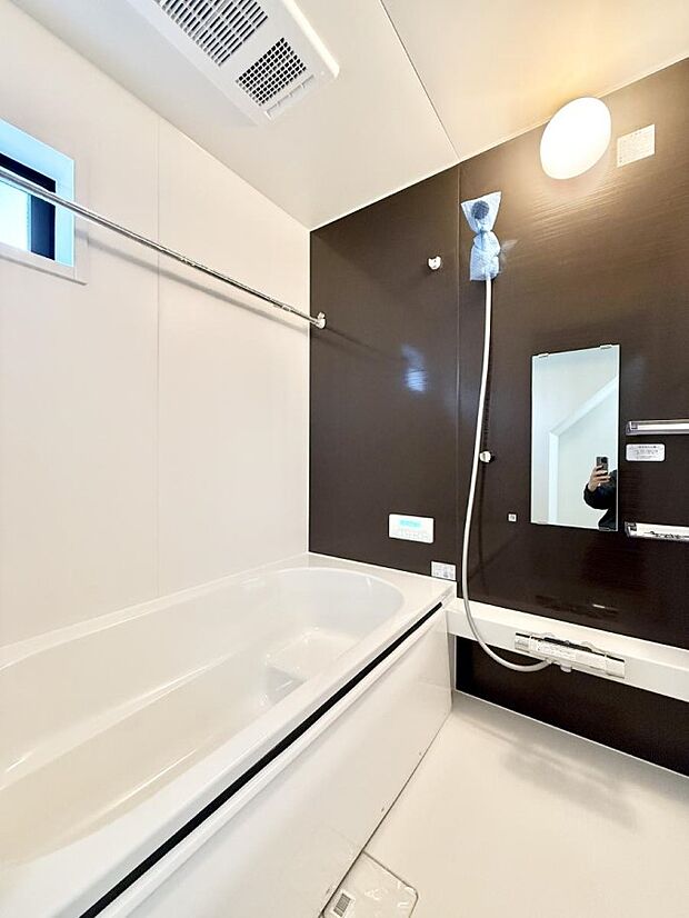 【浴室】■リラックスできる、穏やかな雰囲気です