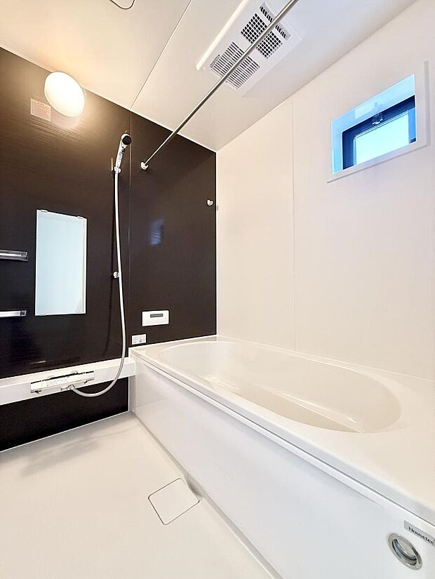 【浴室】■家族みんなが気持ちよく使える設計です