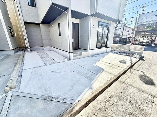 【駐車場】■カースペース有