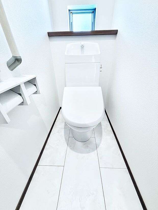 【トイレ】■毎日使う場所だからこそ、清潔感溢れる空間