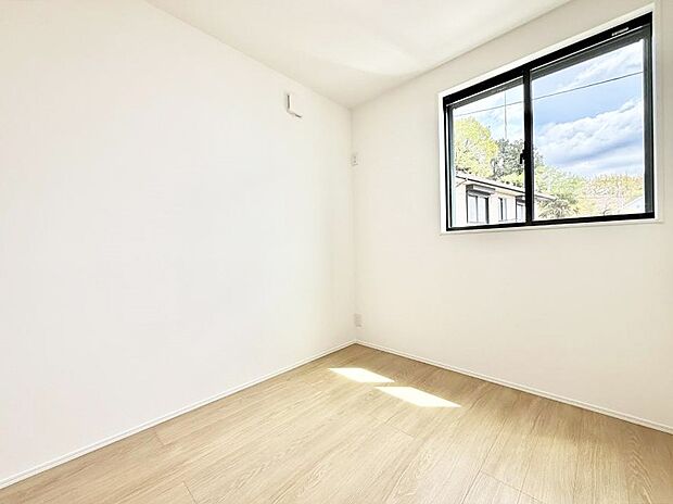 【子供部屋】ここは誰のお部屋にしましょうね  