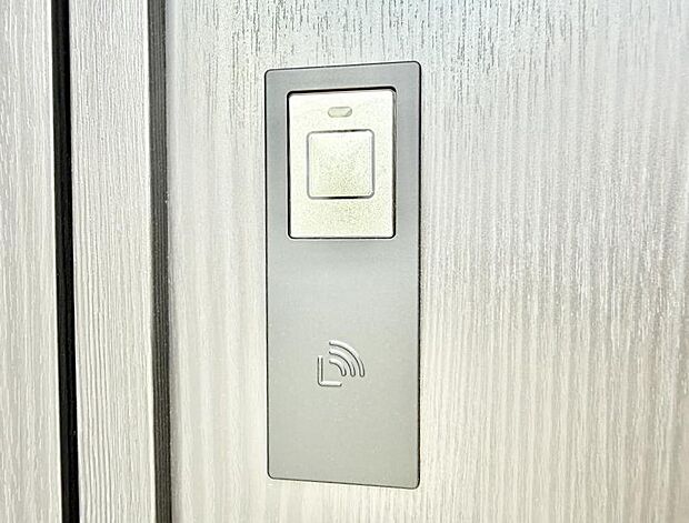 【スマートキー】■鍵を取り出さずに便利に操作できて快適