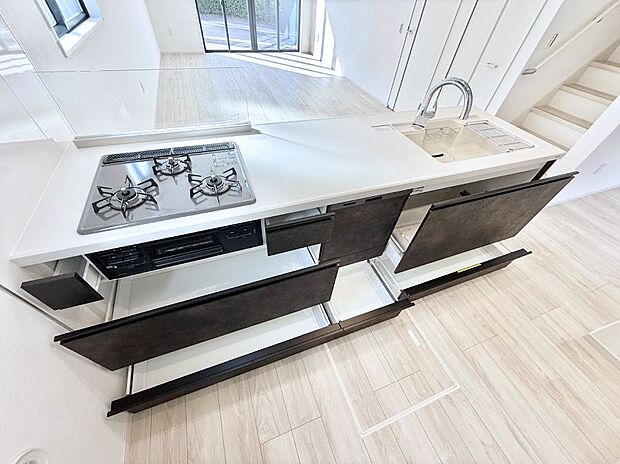 【キッチン】■料理がもっと楽しくなる、快適なキッチン空間