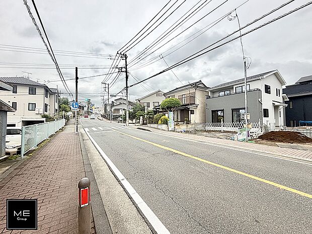 【前面道路含む現地写真】■優雅なラインが、毎日を引き立てます