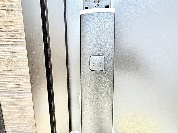 【スマートキー】■鍵を取り出さずに便利に操作できて快適
