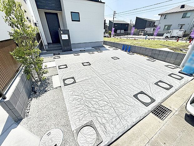 【現地外観写真】■落ち着いたお洒落な外観  