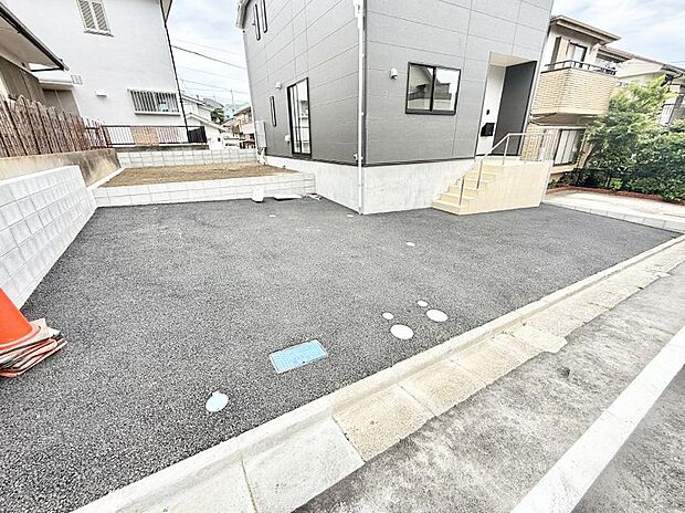 【駐車場】1号棟 ■快適な駐車スペースで安心