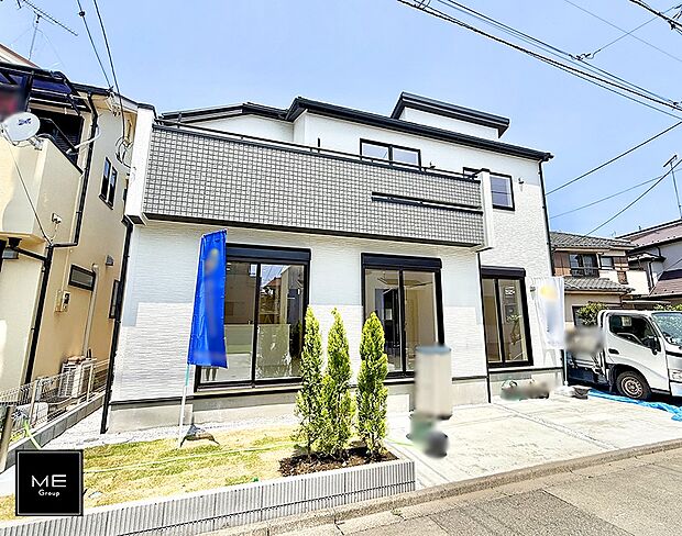 【現地外観写真】1号棟  ■暮らしを豊かにする充実した仕様設備で快適に
