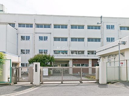 横浜市立新橋小学校 1100m(14分)