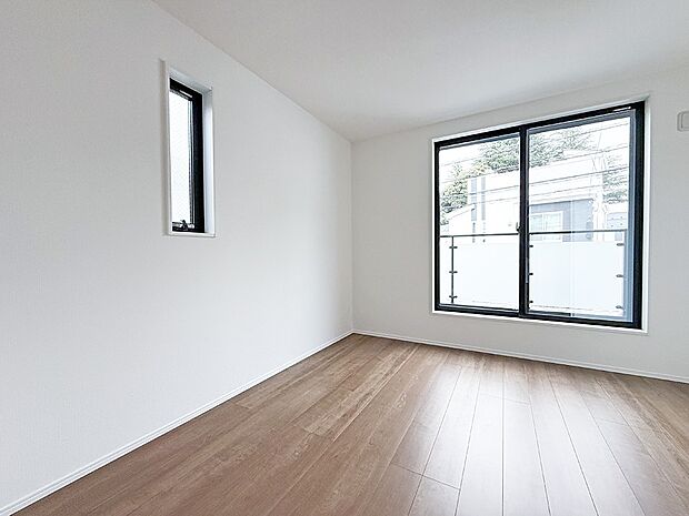 【リビング以外の居室】3号棟 ■清潔感あふれるお部屋で毎日を快適に過ごせます