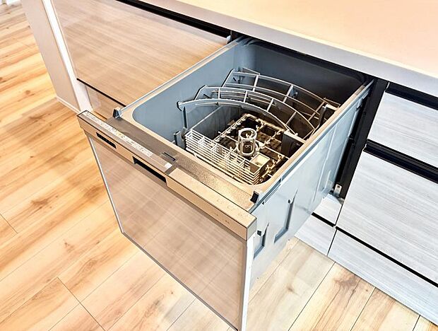 【食洗機】■手間なく洗浄！食器をピカピカに仕上げてくれます