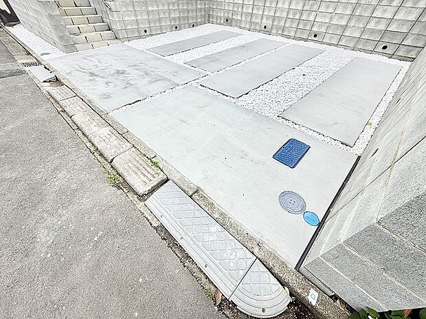 【駐車場】1号棟  ■カースペース有