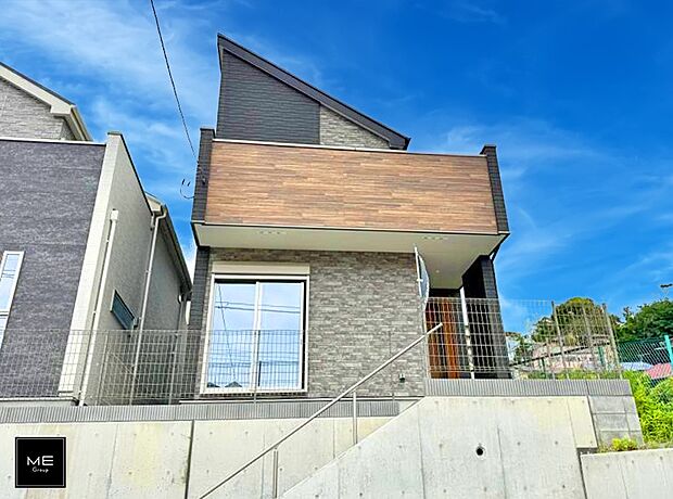 【現地外観写真】1号棟 ■家族みんなが笑顔で過ごせる、安心感のある住まい