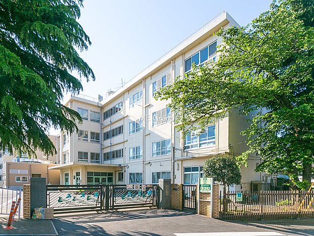 川崎市立生田小学校(約500m・徒歩7分)