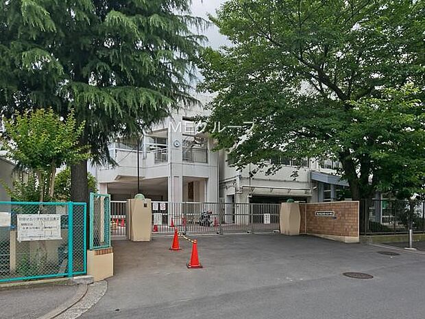 横浜市立初音が丘小学校（約1,440m・徒歩18分）