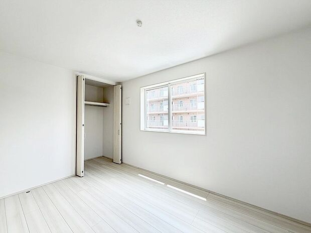 【子供部屋】C号棟  ■読書や趣味リモートワークなどさまざまな用途に対応できる柔軟さがあります