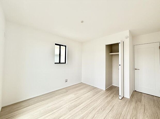 【リビング以外の居室】1号棟  ■機能的で使いやすいお部屋で毎日を快適に