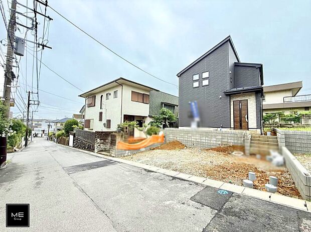 【前面道路含む現地写真】■家族とのお出かけが楽しくなる環境です