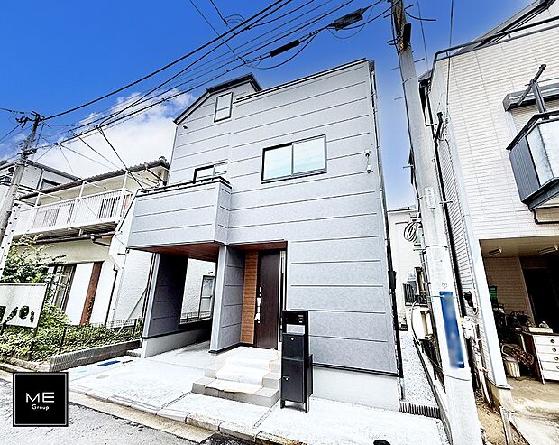 【現地外観写真】1号棟 ■暮らしを豊かにする充実した仕様設備で快適に