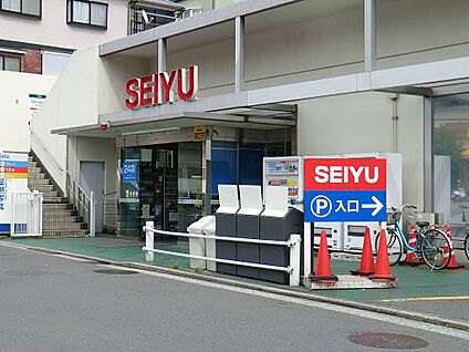 西友能見台店 400m(5分)