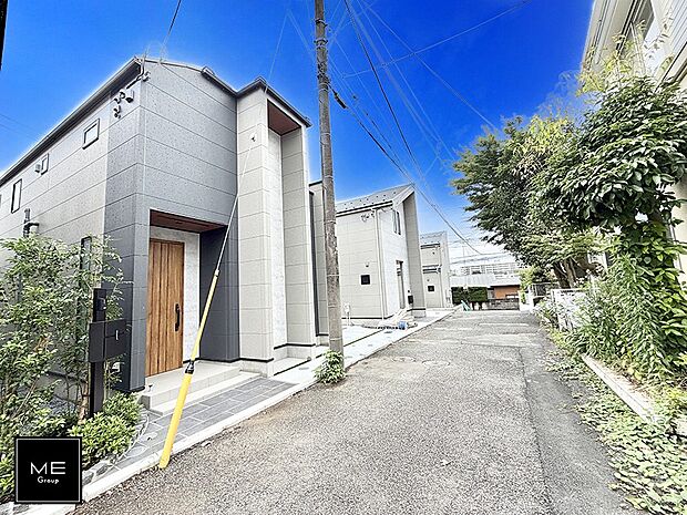 【前面道路含む現地写真】■この道を歩けば、毎日が少し特別になる