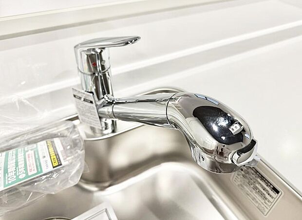 【浄水器】■清潔でおいしい水を手軽に供給してくれます
