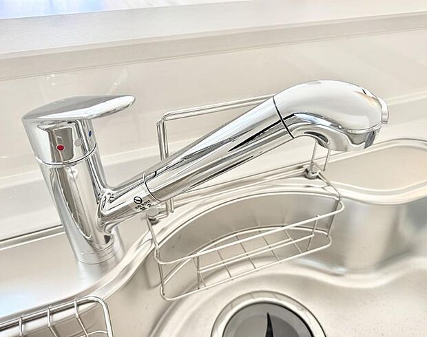 【浄水器】■清潔でおいしい水を手軽に供給してくれます