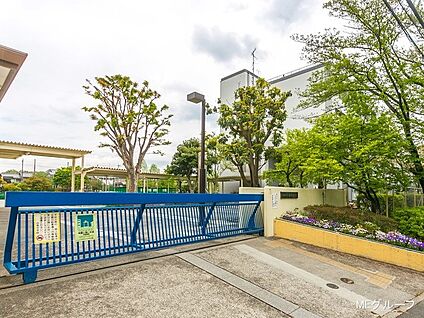 川崎市立白鳥中学校 190m(3分)