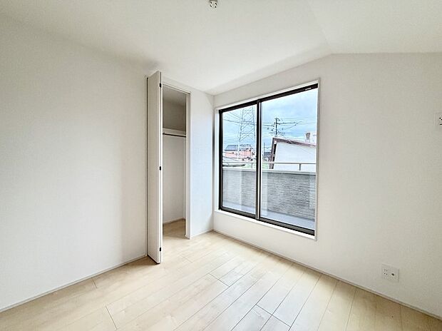 【リビング以外の居室】3号棟 ■機能的で使いやすいお部屋で毎日を快適に