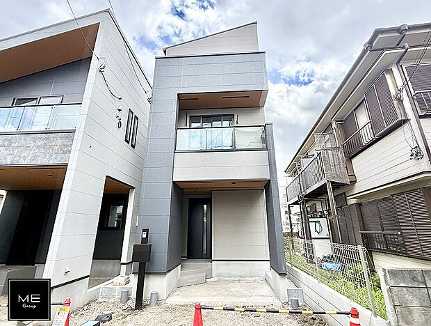 【現地外観写真】2号棟 ■暮らしを豊かにする充実した仕様設備で快適に