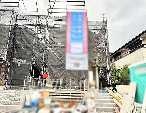 【現地外観写真】1号棟 ■暮らしを彩る充実した設備仕様が備わった住まい